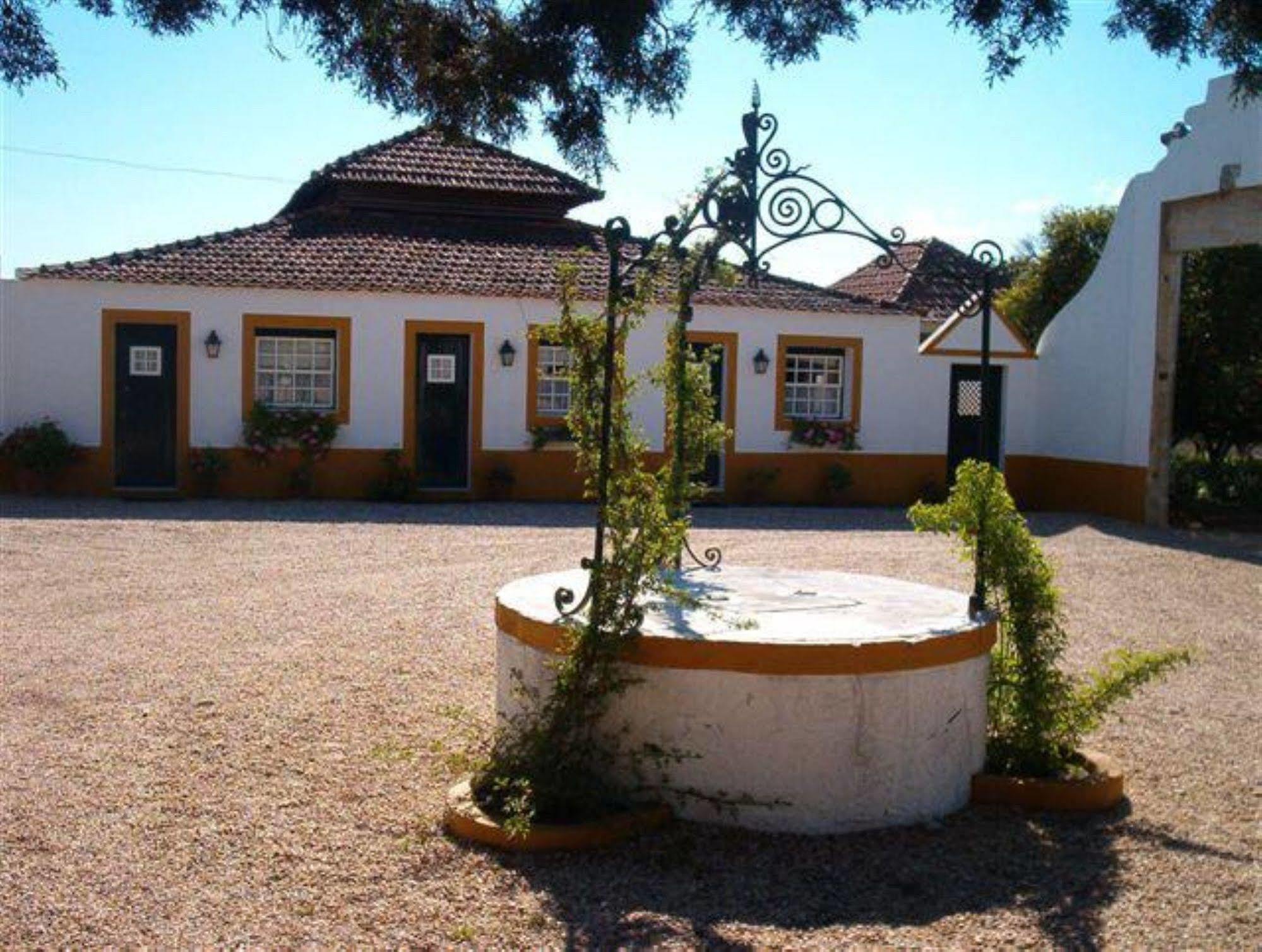 Quinta Do Casalinho Vendégház Almeirim Kültér fotó